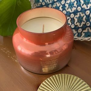 NWT Anthropologie Capri Blue
'Aloha Orchid' Candle